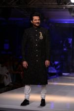 Anil Kapoor walk for Masaba-Satya Paul for PCJ Delhi Couture Week on 2nd Aug 2013 (77).JPG